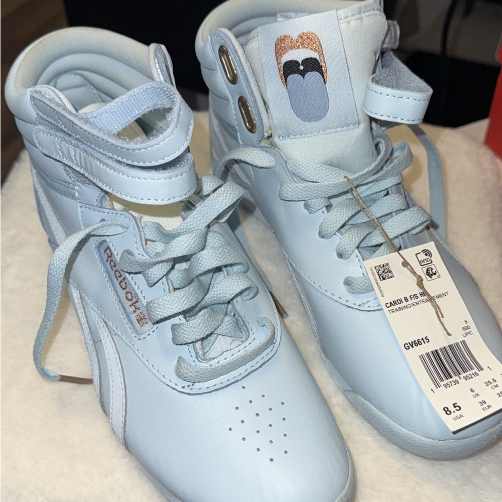 New Reebok Freestyle Hi Women's Classic Cardi B Sneakers High Top 8.5